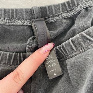 Skims Outdoor Legging in Ash